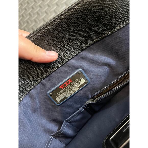 TUMI Sinclair Tegan Black Saffiano Leather Business Tote Shoulder‎ Bag #79385D - Picture 11 of 14